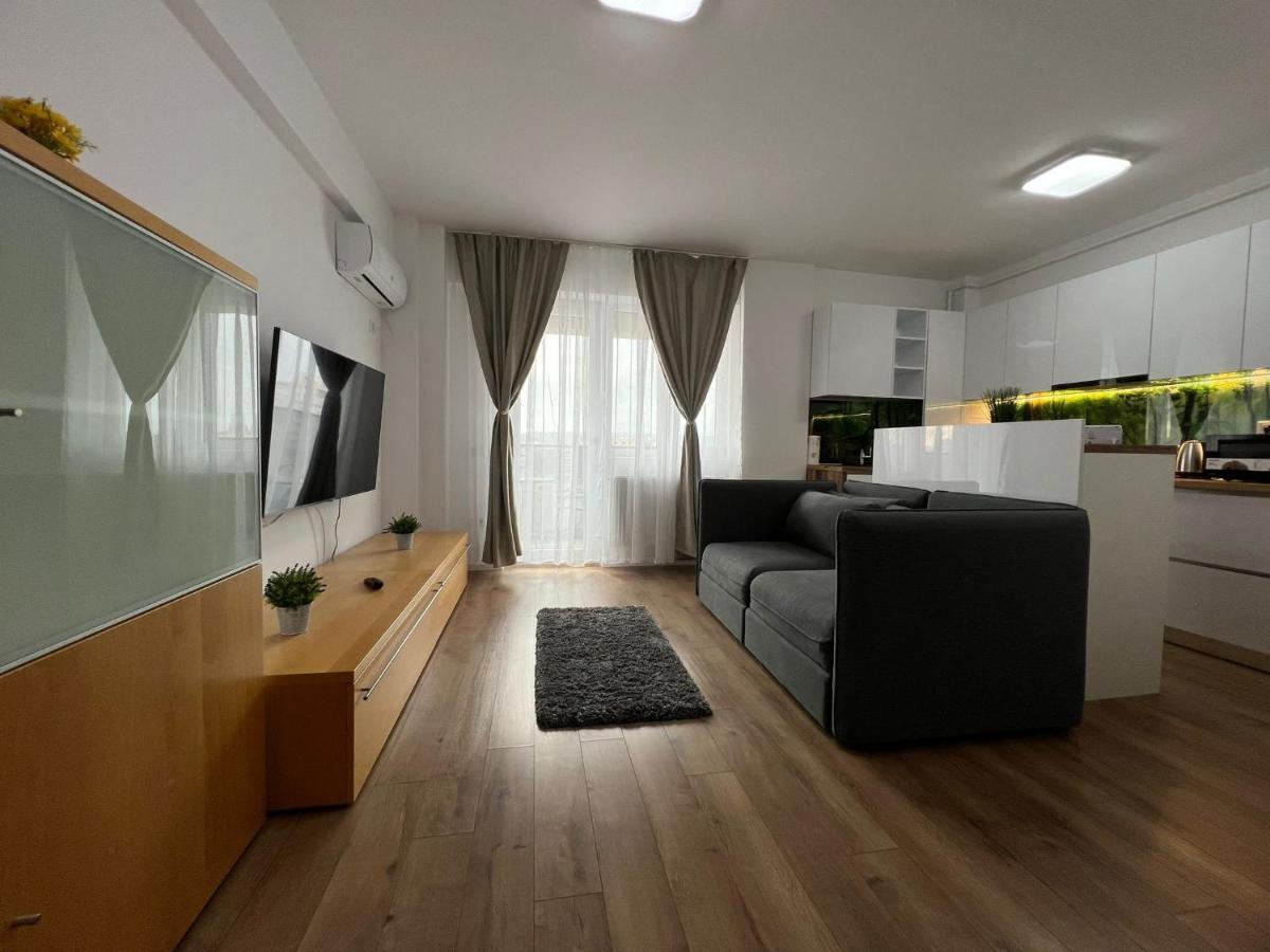 Perfect Host Palas 2 Rooms Iasi Ngoại thất bức ảnh