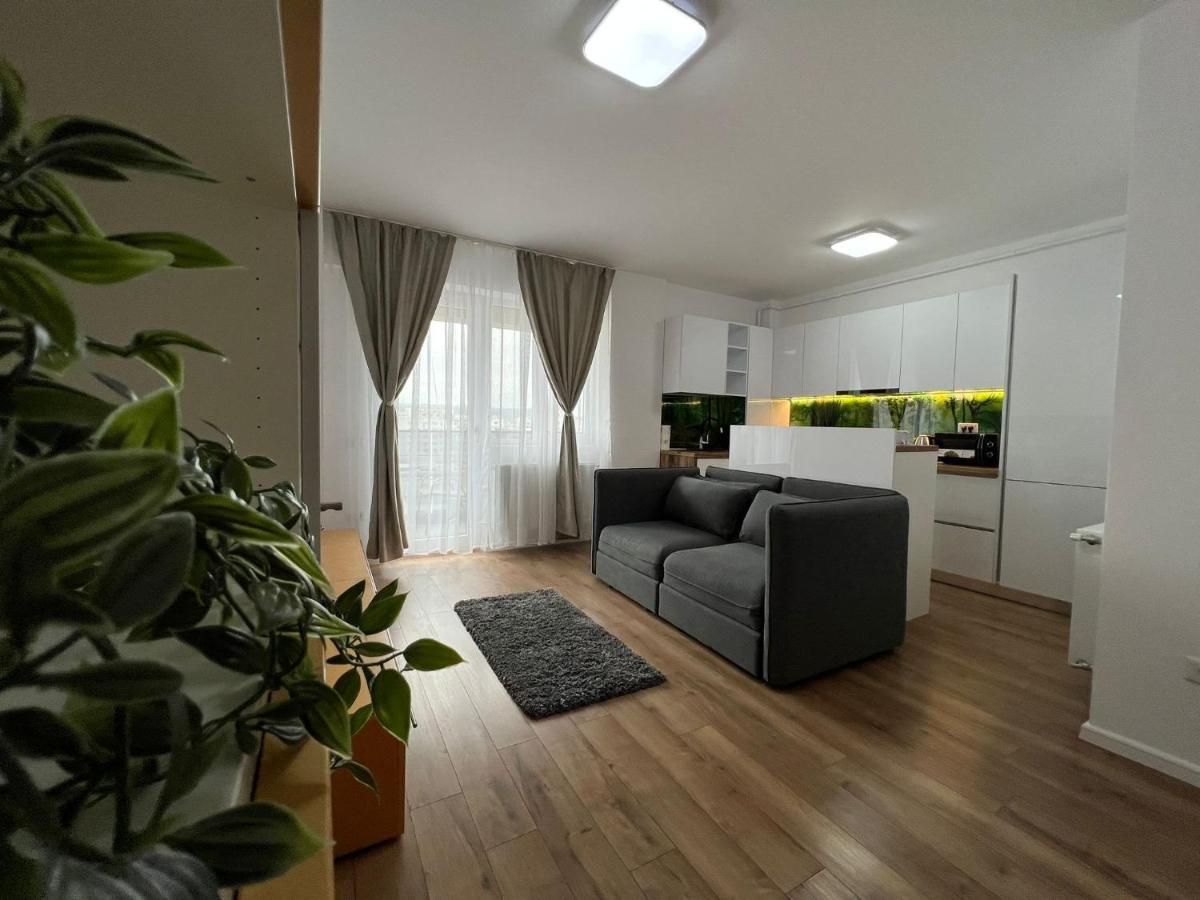 Perfect Host Palas 2 Rooms Iasi Ngoại thất bức ảnh